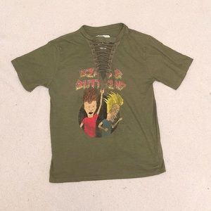 🔴 Graphic Lace Up Tee